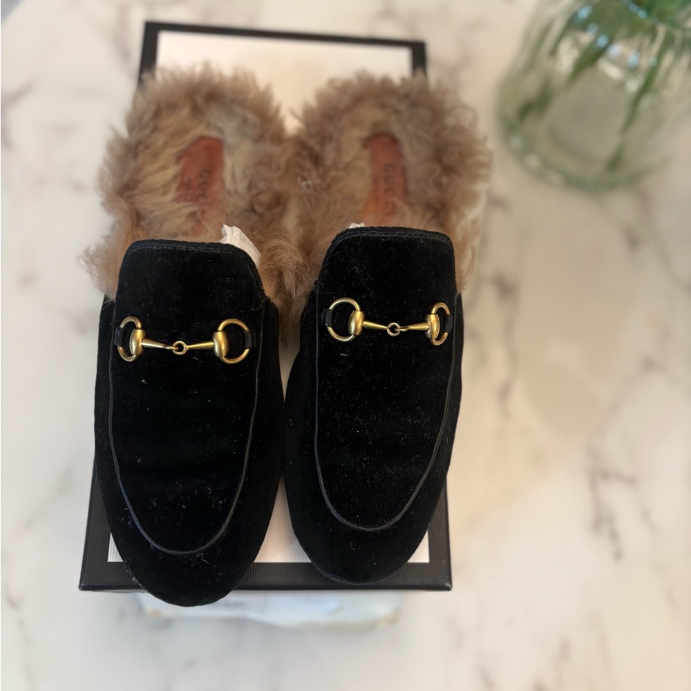 Gucci Black Velvet Flats - Picture 4 of 5